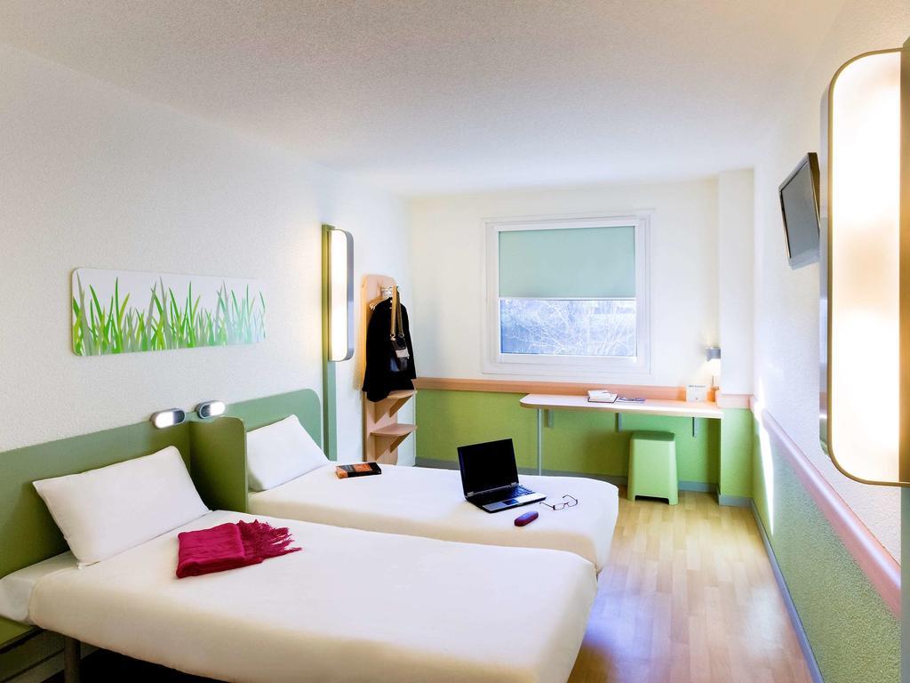 Ibis Budget Madrid Alcala De Henares La Dehesa Exterior photo